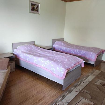 В Гостях На Иссык-Куле Hotel Cholpon-Ata Exterior foto